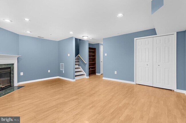 Building Photo - 7970 Heather Mist Dr