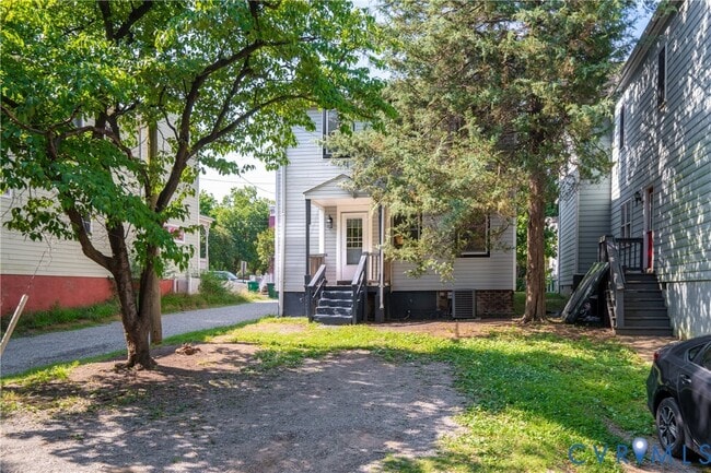 Building Photo - 612 Idlewood Ave
