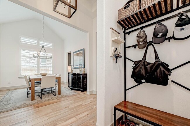 Building Photo - 24918 Flint Lake Dr