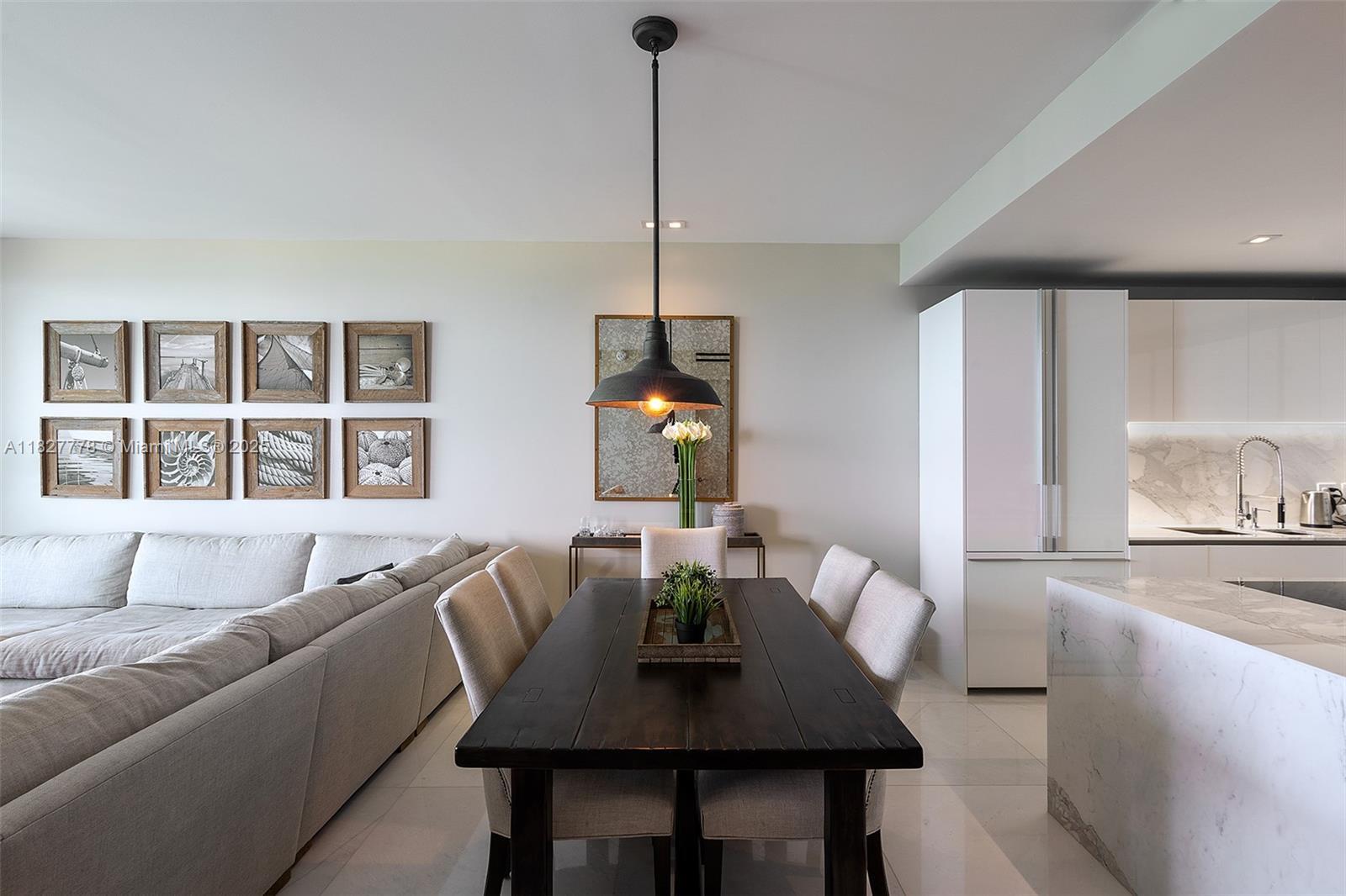 Building Photo - 10201 Collins Ave