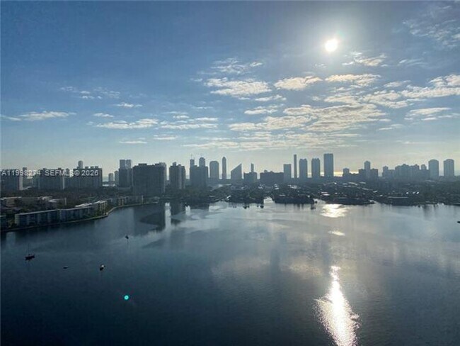 Building Photo - 17301 Biscayne Blvd