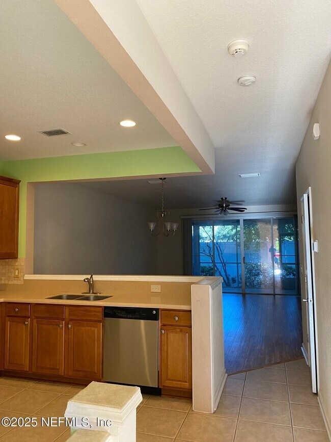 Building Photo - 4204 Crownwood Dr