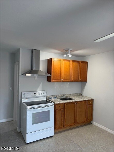 Building Photo - 14713 Kimberly Ln