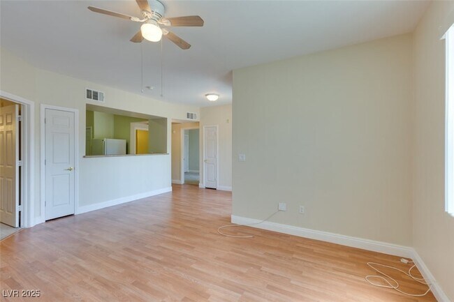 Building Photo - 8000 W Badura Ave