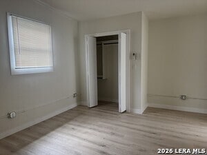 Building Photo - 631 E Mistletoe