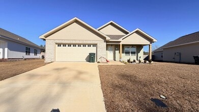 Building Photo - Available April! Updated Photos To Come!