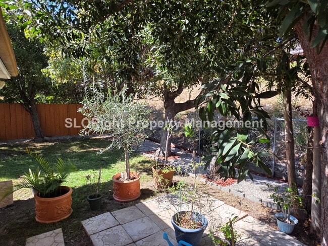 Building Photo - AVAILABLE NOW - 2 Bedroom/2 Bath Pismo Beach Home