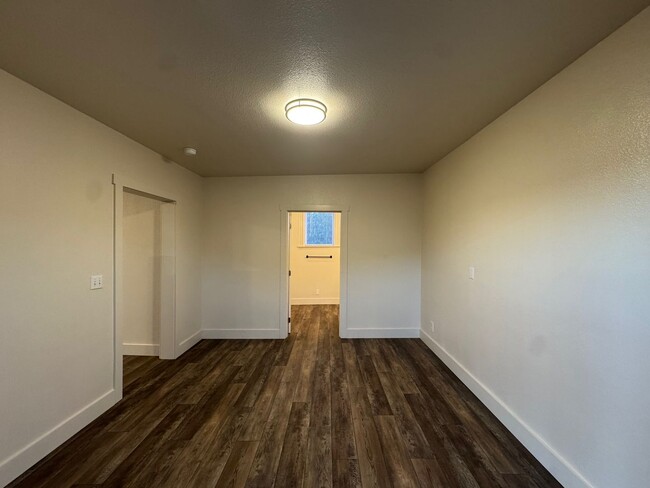 Building Photo - 1627 Pine St