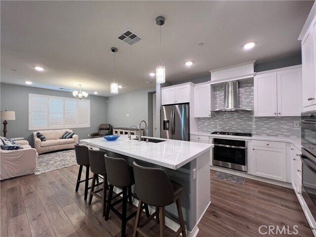 Building Photo - 4646 S Amherst Privado