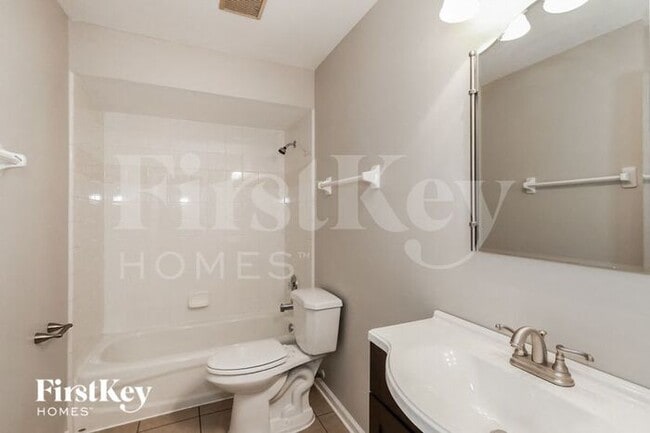 Building Photo - 3321 Citation Dr