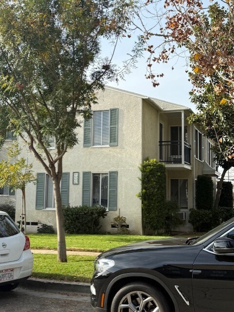 Building Photo - 303 Birmingham Rd