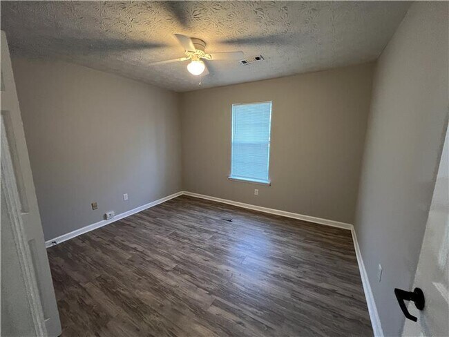 Building Photo - 2580 Teakwood Ln