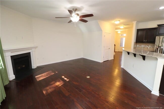 Building Photo - 208 Kylemore Cir