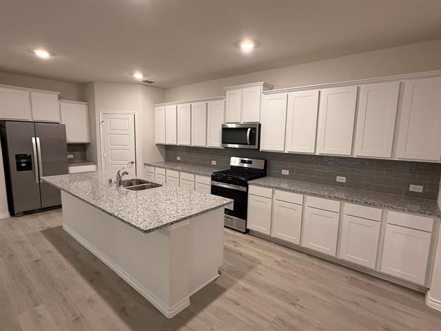 Building Photo - 1324 McCasland Dr