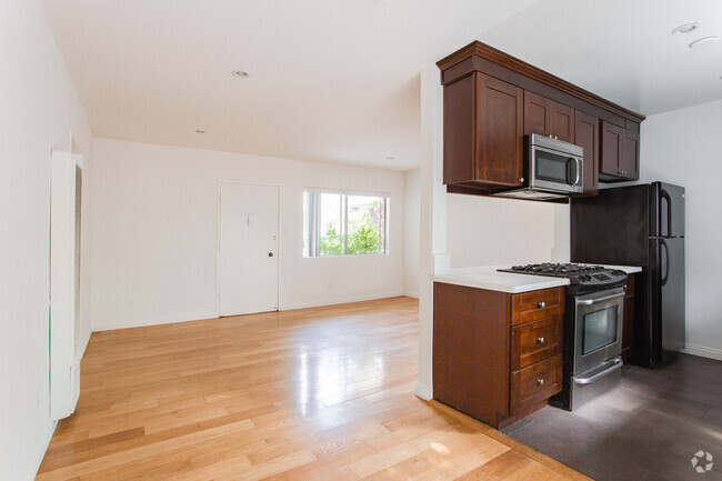 living room - Newly renovated upper unit in quiet neighb...