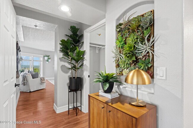 Building Photo - 1493 S Atlantic Ave