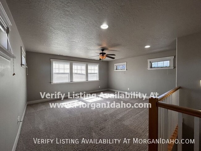 Building Photo - 10249 W Kingsbriar Dr