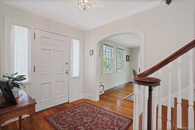 Building Photo - 30 Summit St