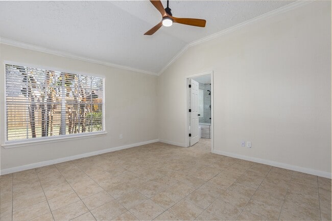 Building Photo - 5442 Garden Village Dr