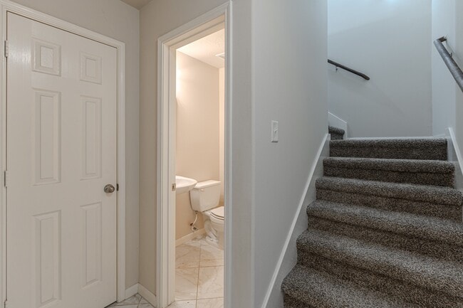 Building Photo - 21611 Falvel Misty Dr