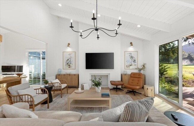 Building Photo - Luxury Single-Level Home for Rent in Pauma Valley Country Club with Golf Course Views