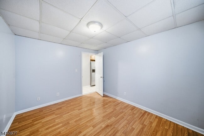 Building Photo - 245 Pierre Ave