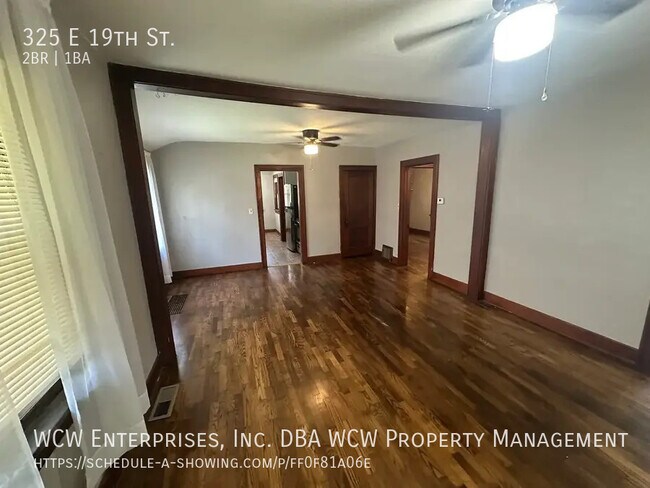 Building Photo - 325 E 19th St