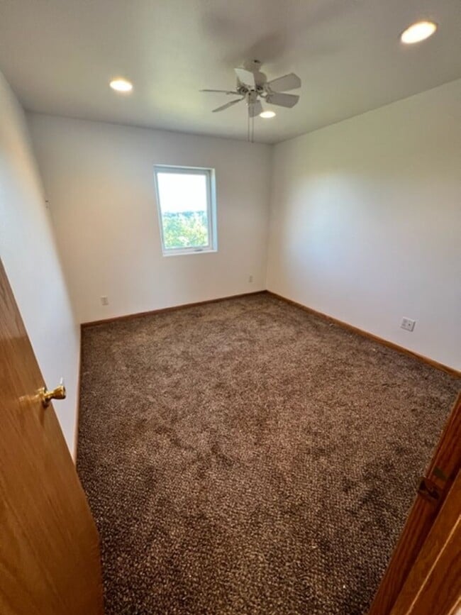 Building Photo - Kerwin Ln