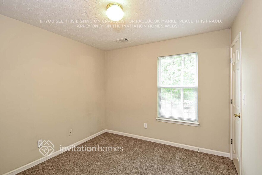 Building Photo - 5765 Millstone Dr