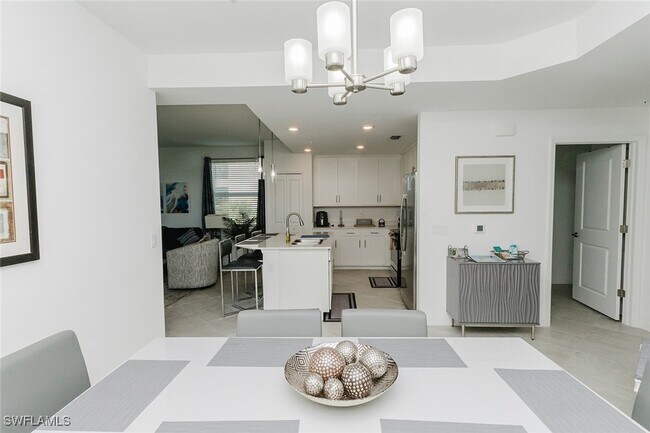 Building Photo - 5807 Double Eagle Cir