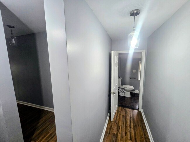 Building Photo - 1542 Washington St