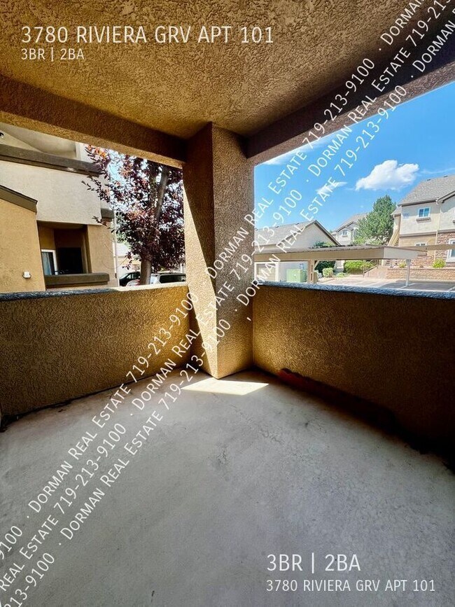 Building Photo - 3780 Riviera Grove