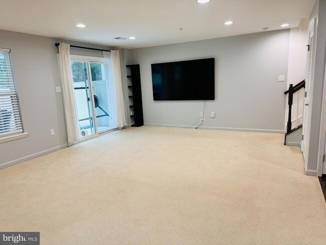 Building Photo - 12220 Montreat Pl