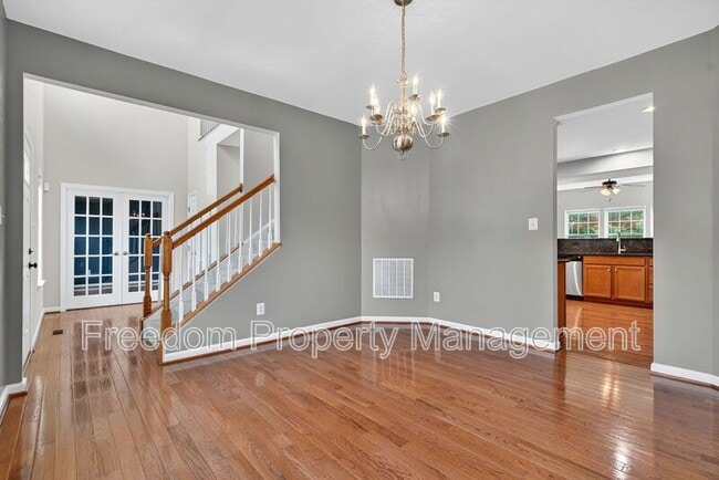 Building Photo - 7629 Hamelin Ln