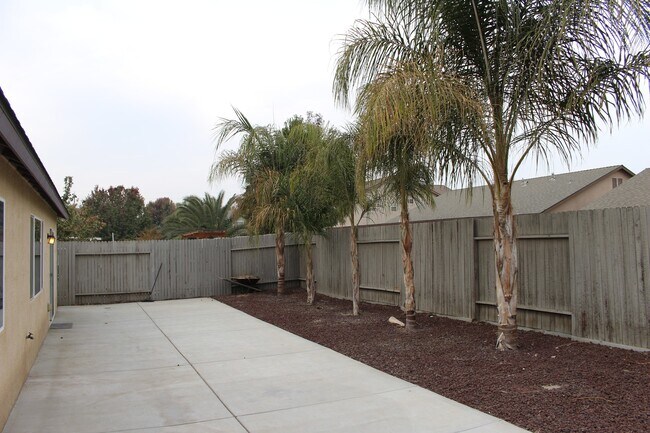 Building Photo - 208 Agile Way