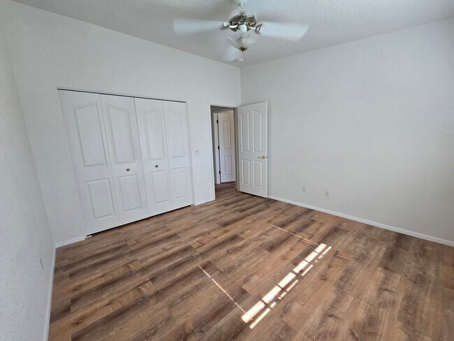 Building Photo - Unfurnished, 1-Year Long-Term Rental