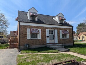 Building Photo - 2318 Grace St