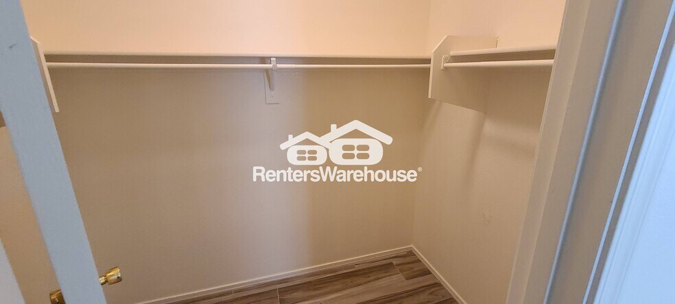 Building Photo - 15311 W Sierra St