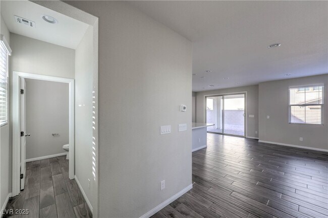 Building Photo - 10260 Bark Pine Ct