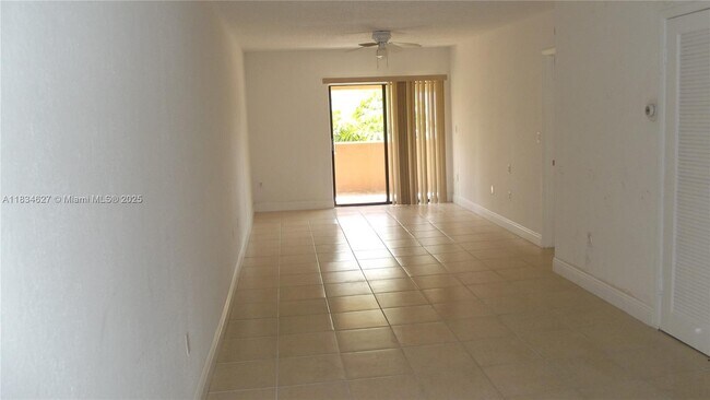 Building Photo - 3582 NE 171 St