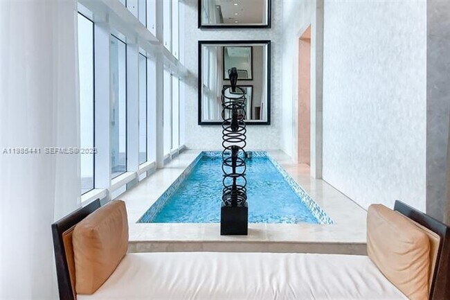 Building Photo - 1945 S Ocean Dr