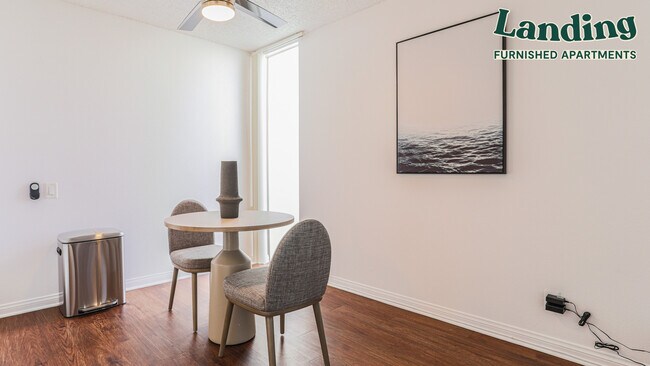 Building Photo - 555 Laurie Ln