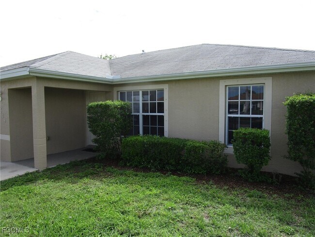 Primary Photo - 1519 Nelson Rd N