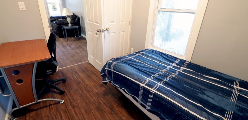 Bedroom - 304 Maple St
