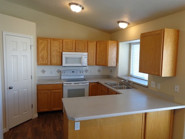 Building Photo - 3449 W Clearbrook Cir