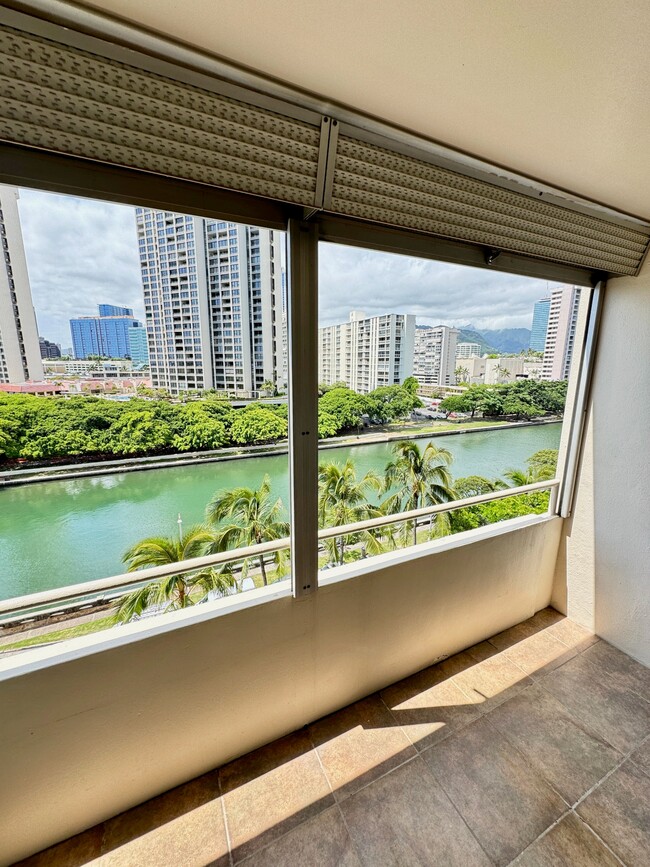 Building Photo - 1676 Ala Moana Blvd