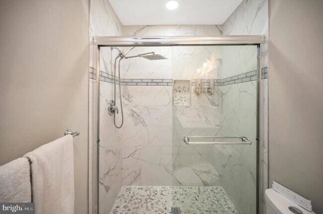 Building Photo - 2376 Generation Dr