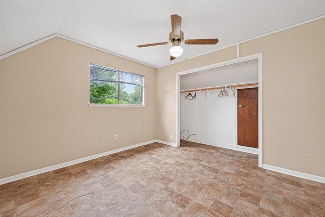 Building Photo - 30207 E Geneva Dr