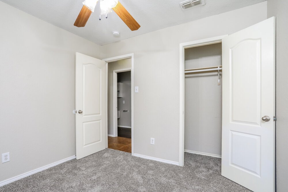 Building Photo - 7501 Grass Valley Tr