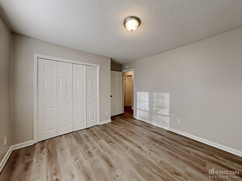 Building Photo - 6430 Rockshire Dr